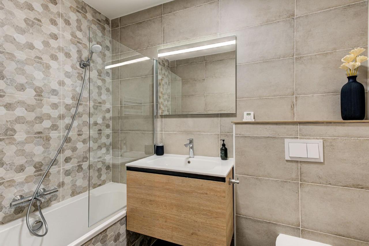 White Pearl A02 - Alpes Travel - Chamonix - Sleeps 4アパートメント エクステリア 写真